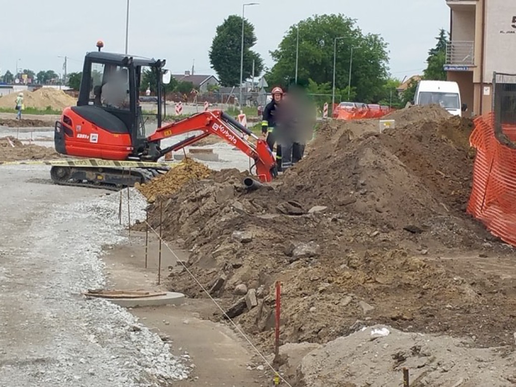 Na ulicy Pułaskiego uszkodzono rurę z gazem