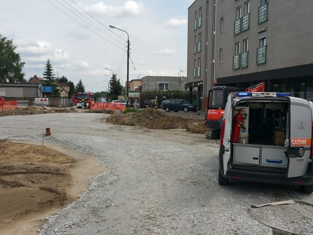 Na ulicy Pułaskiego uszkodzono rurę z gazem