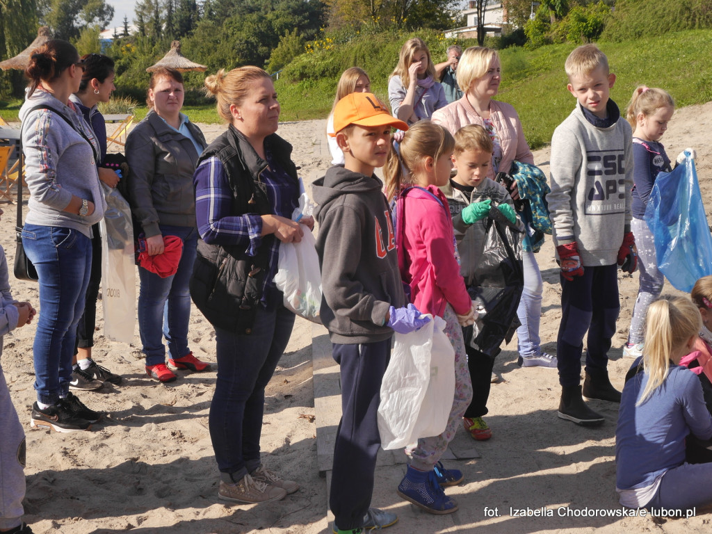 Wspólnie posprzątali brzeg Warty