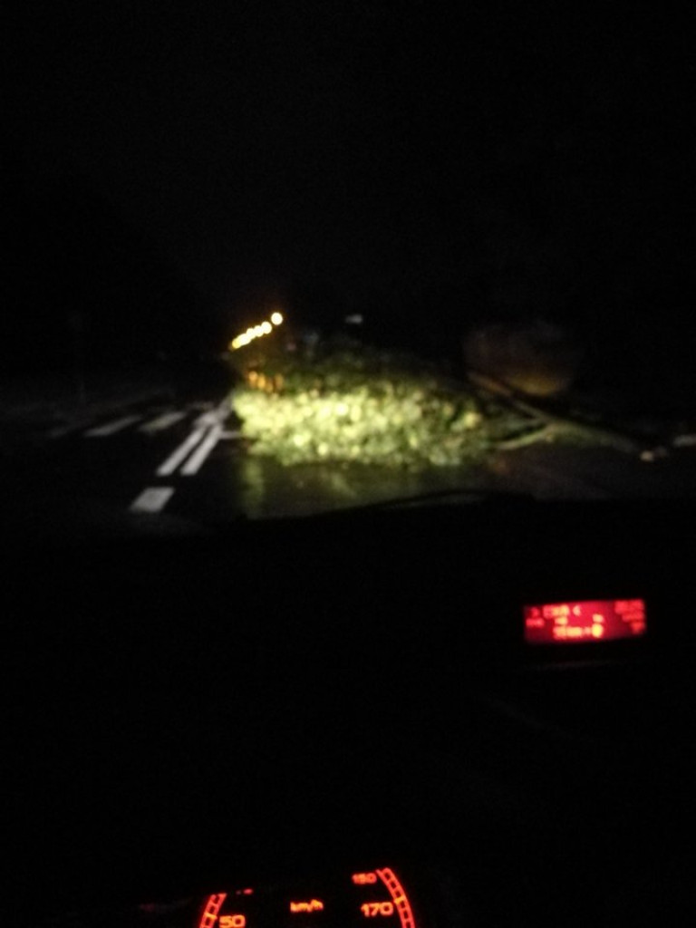 Orkan Ksawery szaleje w Luboniu - AKTUALIZACJA 06.10 godz. 8.50