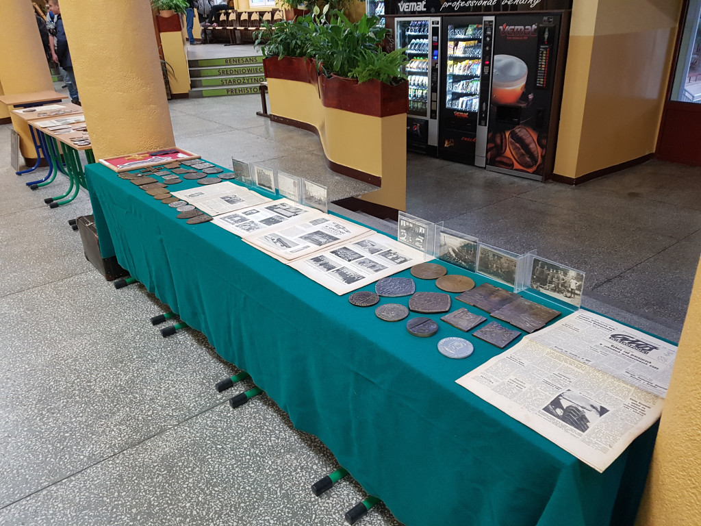 Wystawa poświęcona Powstaniu Wielkopolskiemu oraz rocznicy odzyskania Niepodległości Polski w SP3