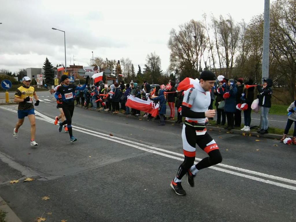 Fotorelacja z 7. Lubońskiego Biegu Niepodległości - czekamy na Wasze zdjęcia [NOWE ZDJĘCIA]