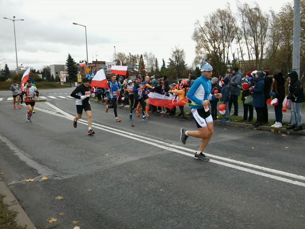 Fotorelacja z 7. Lubońskiego Biegu Niepodległości - czekamy na Wasze zdjęcia [NOWE ZDJĘCIA]