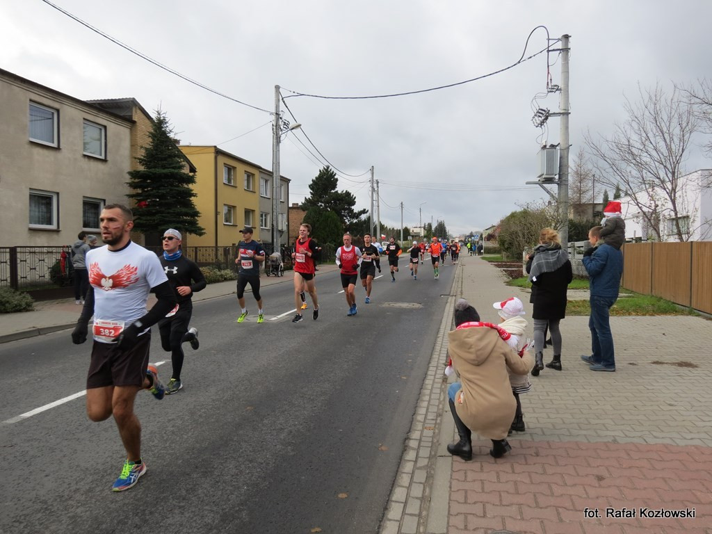 Fotorelacja z 7. Lubońskiego Biegu Niepodległości - czekamy na Wasze zdjęcia [NOWE ZDJĘCIA]