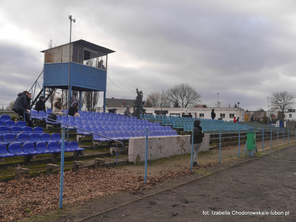 Pogrom Luboń goni lidera tabeli