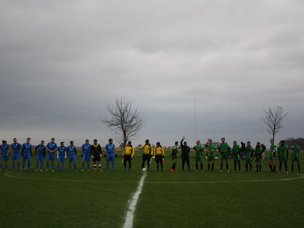 Pogrom Luboń traci 2 punkty do lidera