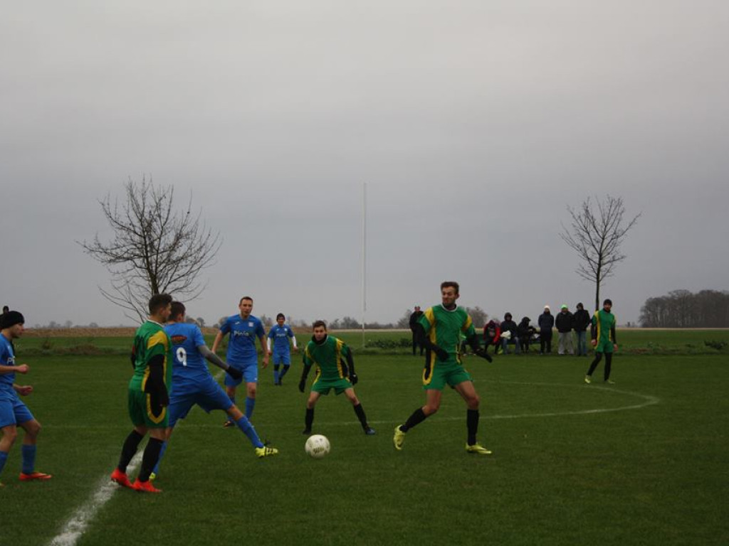 Pogrom Luboń traci 2 punkty do lidera