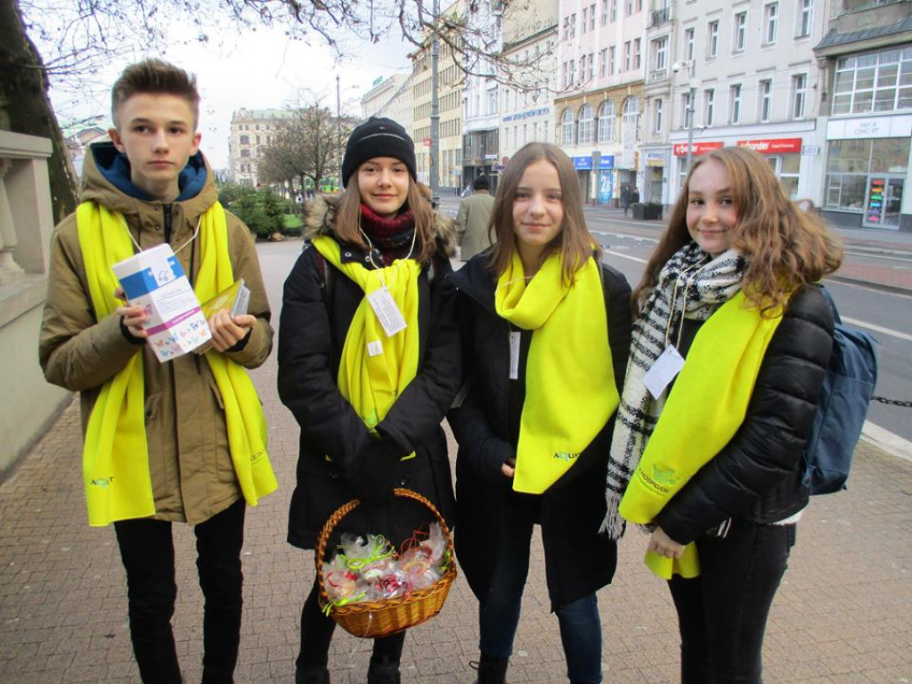 Motyli Wolontariat uczniów z SP3 dla Hospicjum Palium