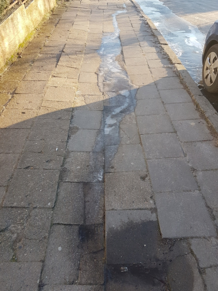 Problem na ulicy Podgórnej - list do redakcji [odpowiedź z UML]