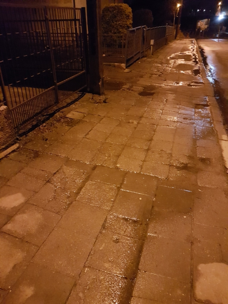 Problem na ulicy Podgórnej - list do redakcji [odpowiedź z UML]