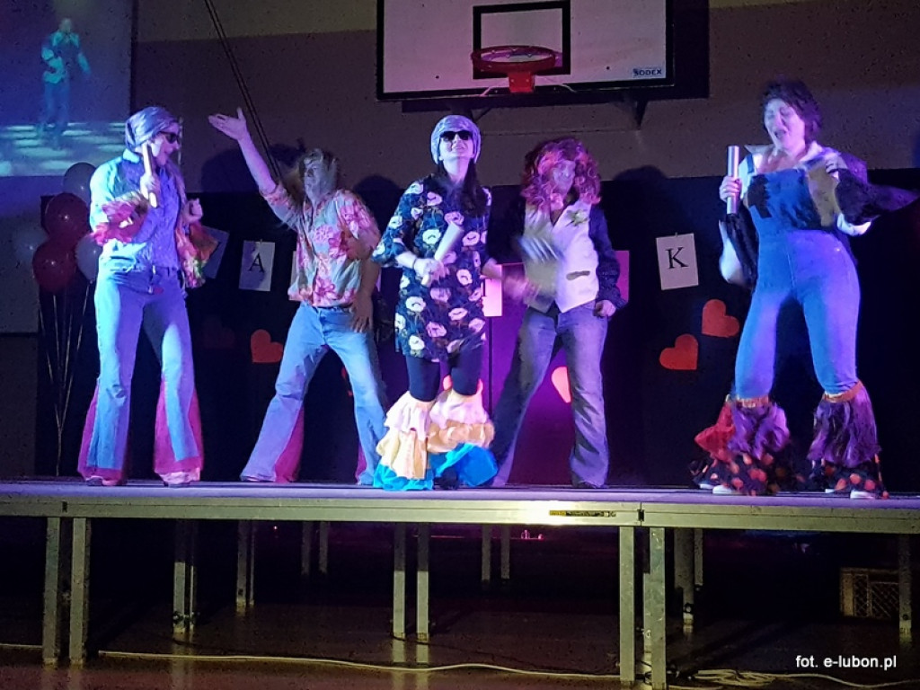 Duża dawka humoru, czyli Koncert Walentynkowy w SP3