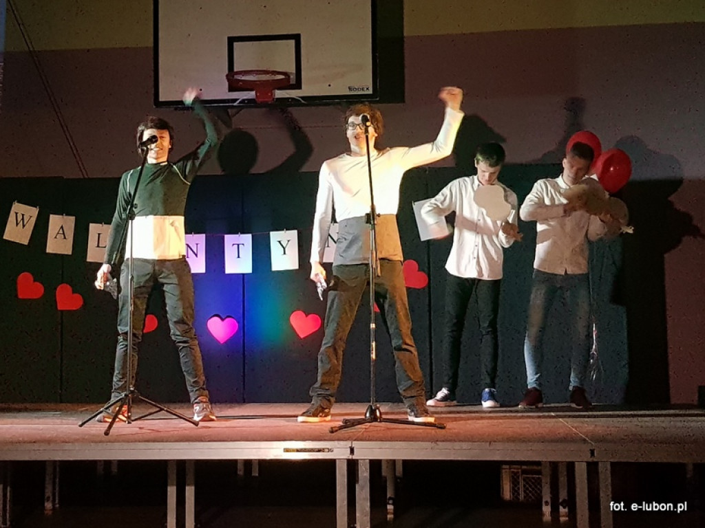 Duża dawka humoru, czyli Koncert Walentynkowy w SP3