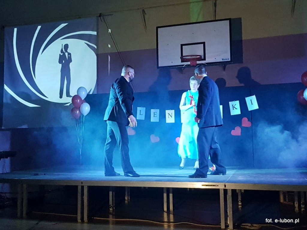 Duża dawka humoru, czyli Koncert Walentynkowy w SP3