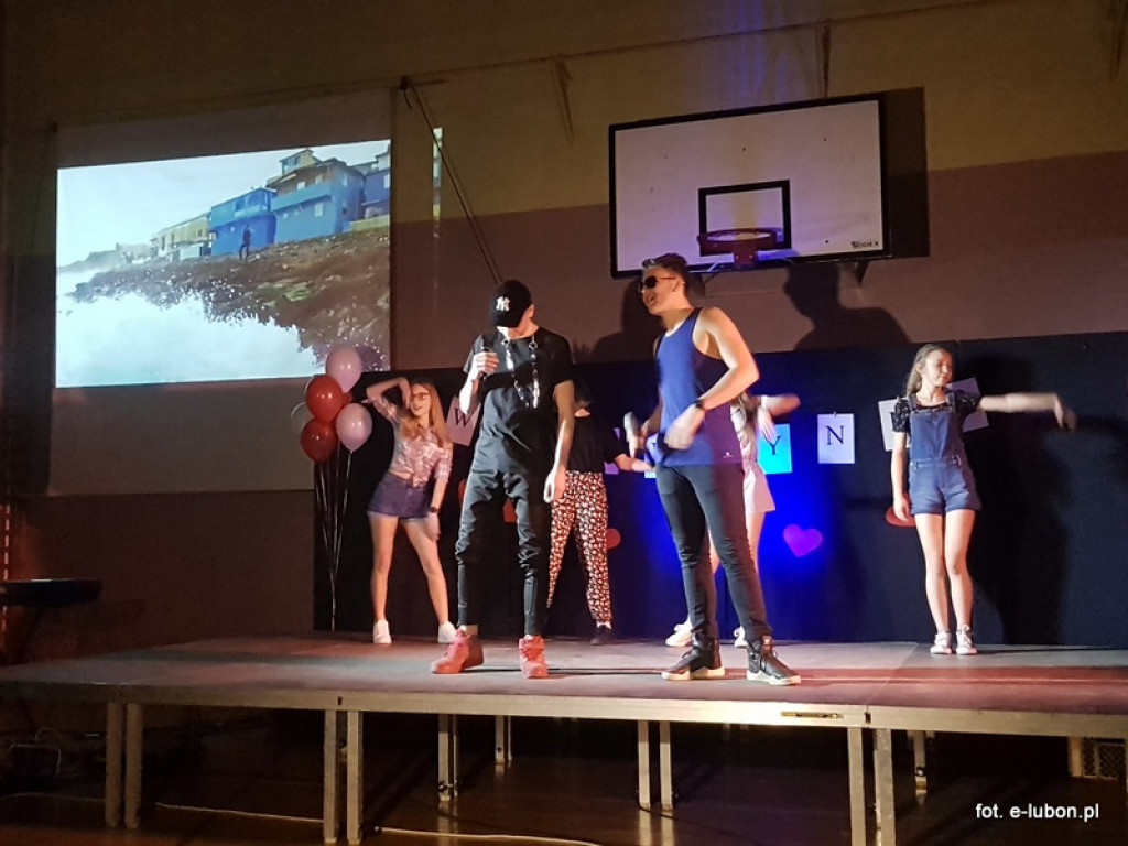 Duża dawka humoru, czyli Koncert Walentynkowy w SP3