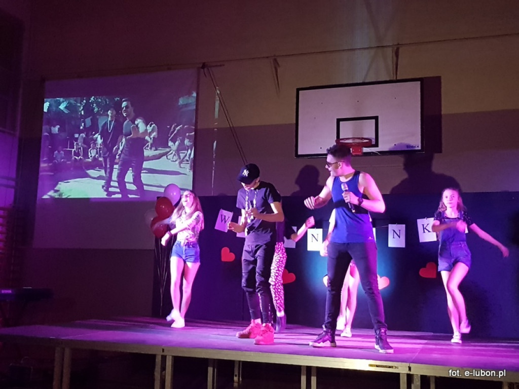 Duża dawka humoru, czyli Koncert Walentynkowy w SP3