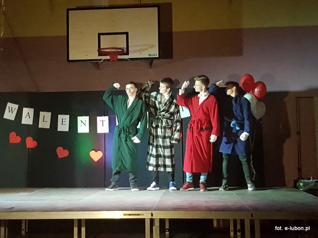 Duża dawka humoru, czyli Koncert Walentynkowy w SP3