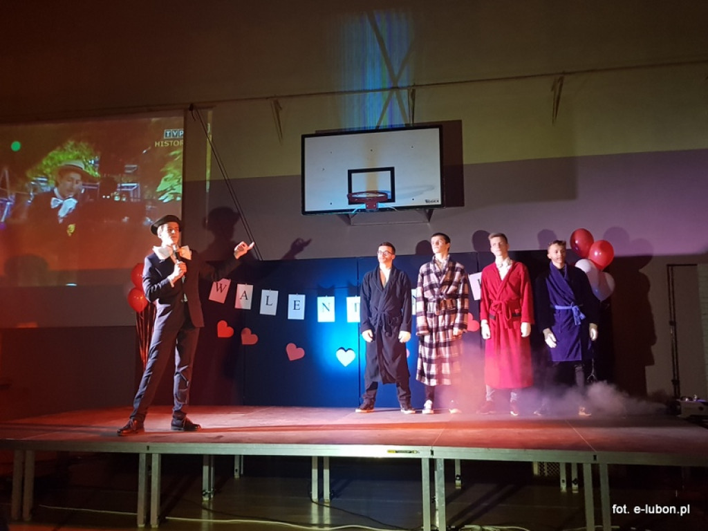 Duża dawka humoru, czyli Koncert Walentynkowy w SP3