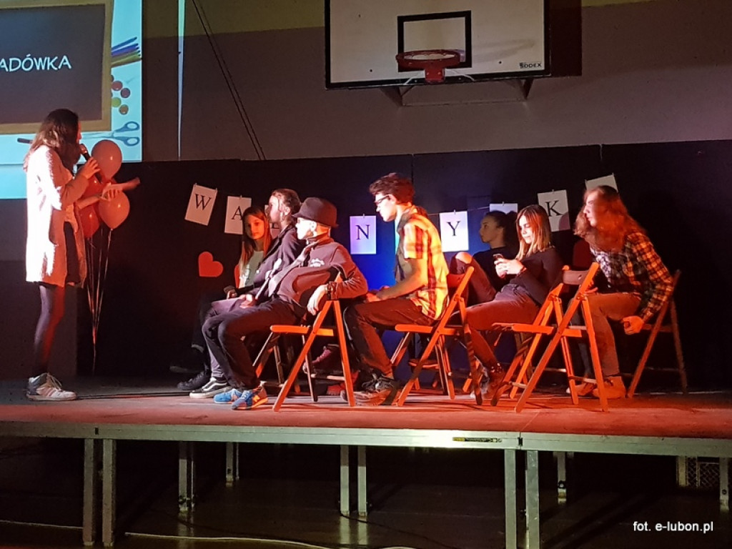 Duża dawka humoru, czyli Koncert Walentynkowy w SP3