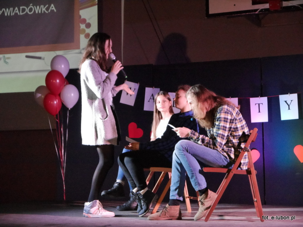 Duża dawka humoru, czyli Koncert Walentynkowy w SP3