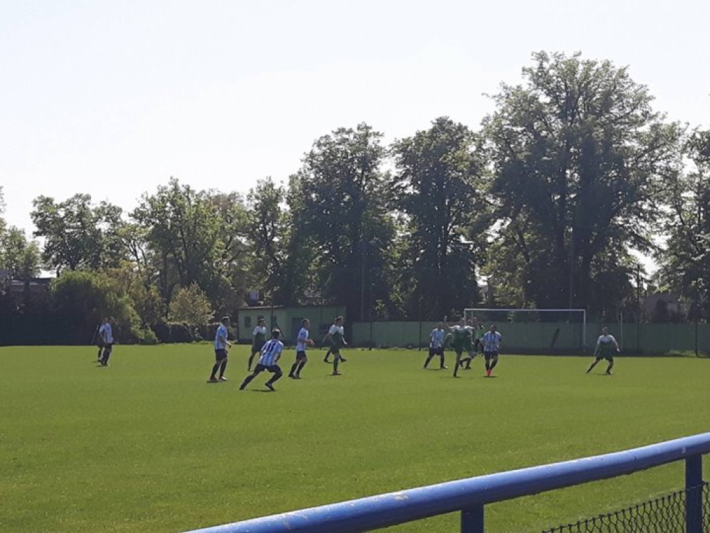 Z piekła do nieba - Luboński i Stella wygrywa