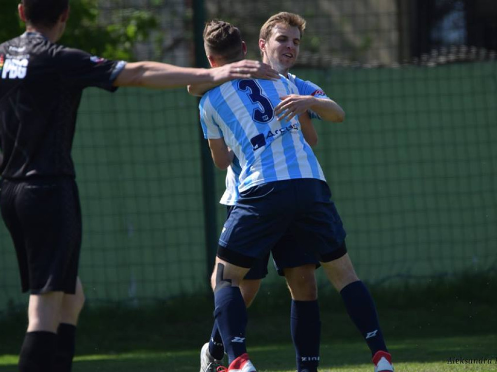 Z piekła do nieba - Luboński i Stella wygrywa