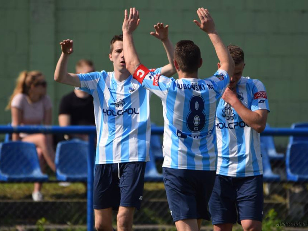 Z piekła do nieba - Luboński i Stella wygrywa