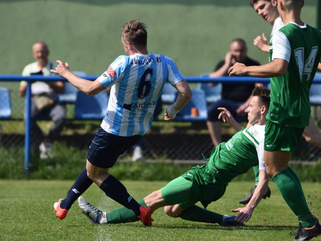 Z piekła do nieba - Luboński i Stella wygrywa