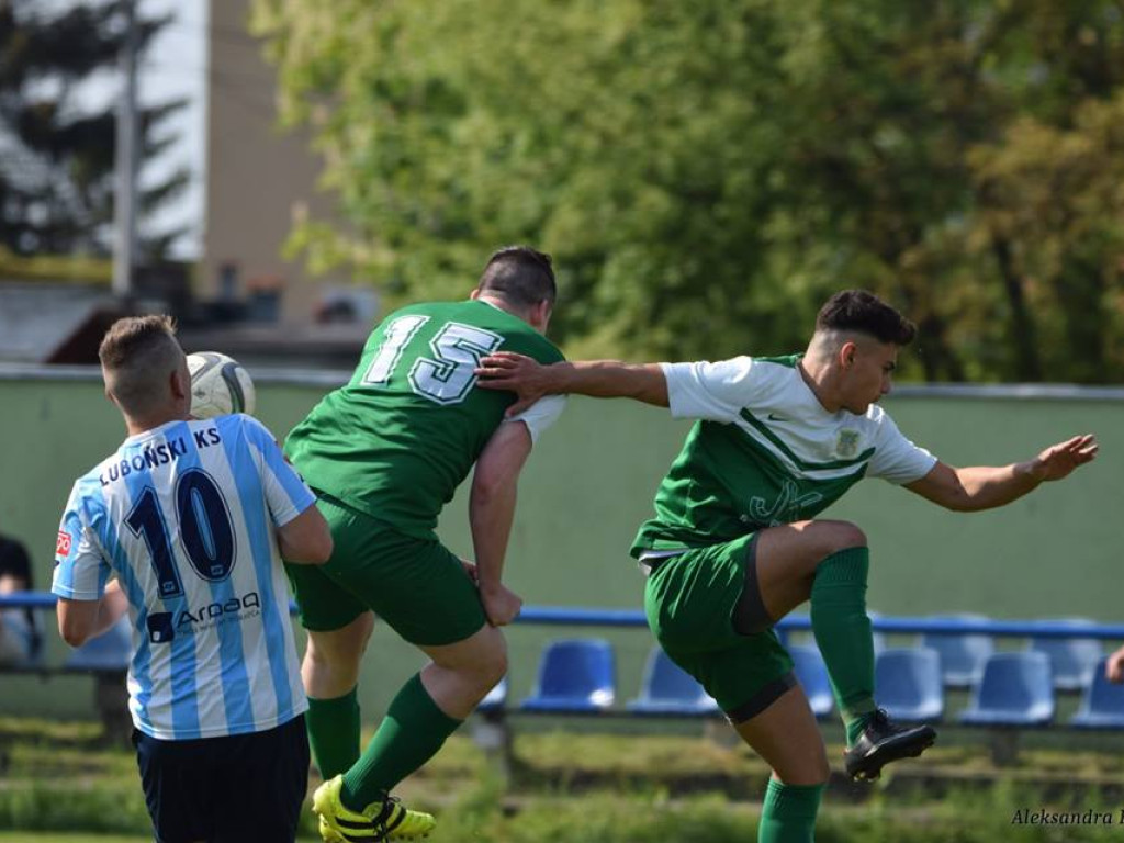 Z piekła do nieba - Luboński i Stella wygrywa