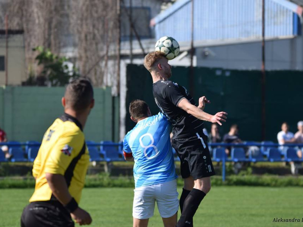 Luboński i Stella przegrały