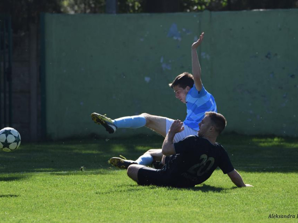 Luboński i Stella przegrały