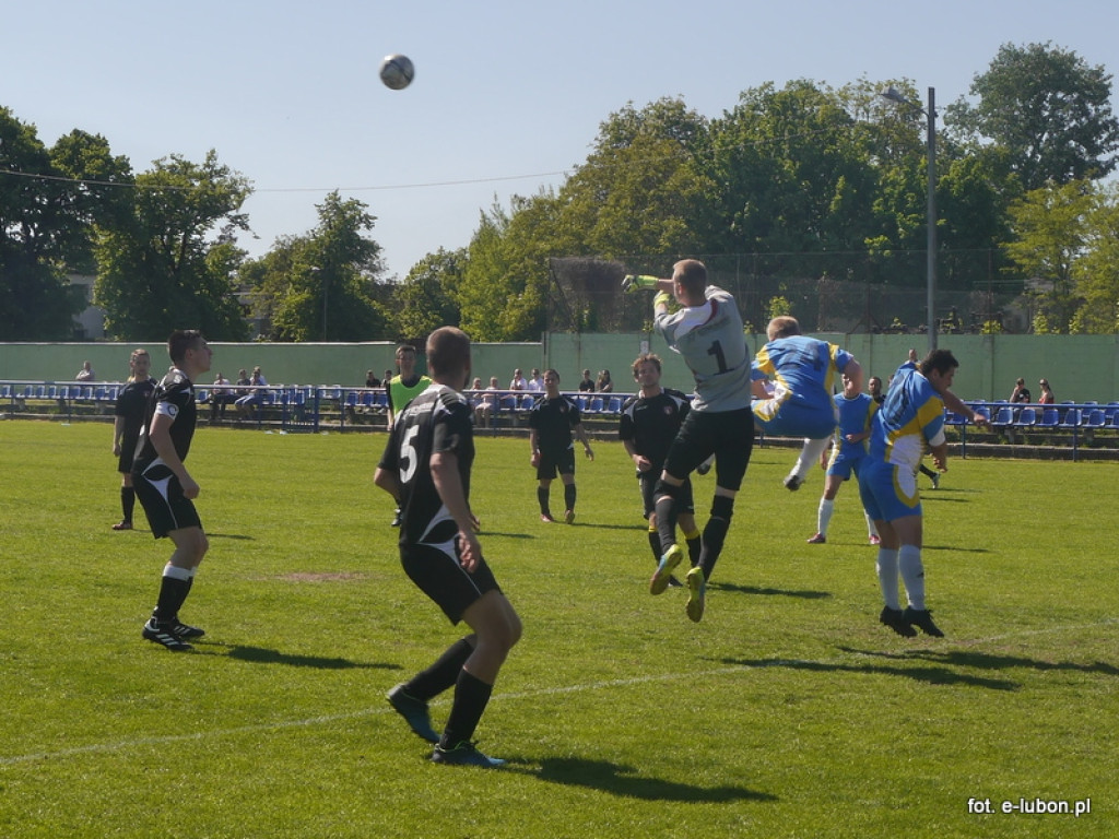 Pogrom wygrywa po horrorze