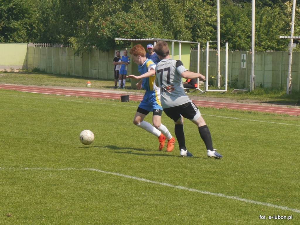 Pogrom gromi rywala, Stella remisuje, a Luboński przegrywa