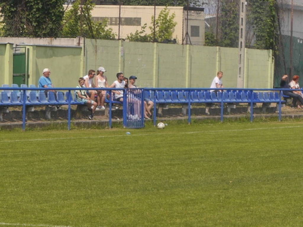 Pogrom gromi rywala, Stella remisuje, a Luboński przegrywa