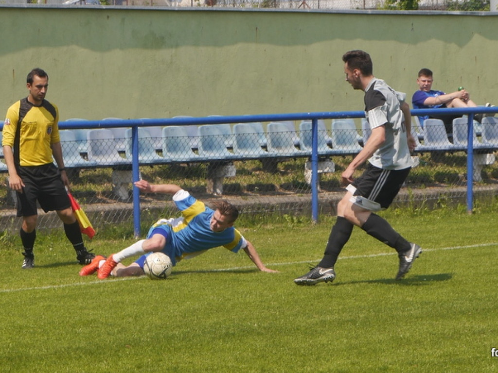 Pogrom gromi rywala, Stella remisuje, a Luboński przegrywa