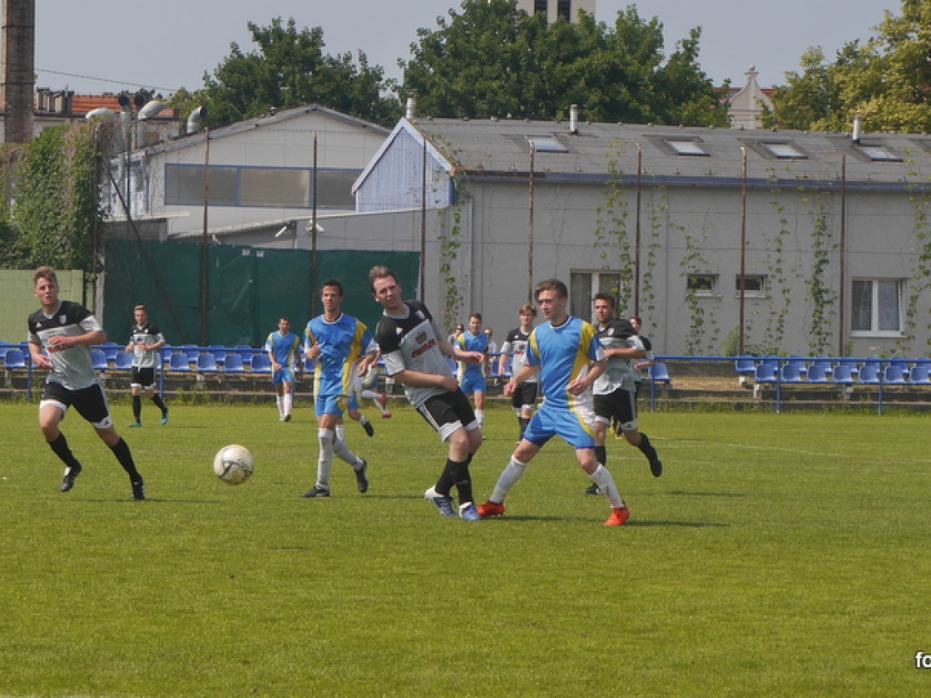 Pogrom gromi rywala, Stella remisuje, a Luboński przegrywa