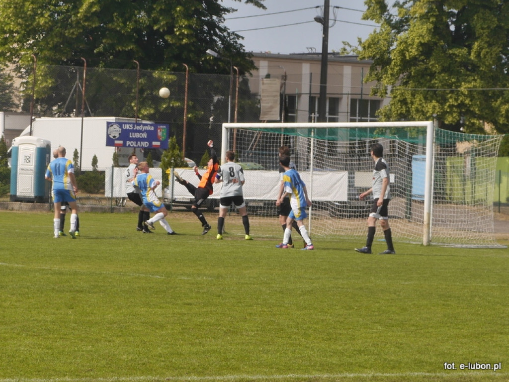 Pogrom gromi rywala, Stella remisuje, a Luboński przegrywa