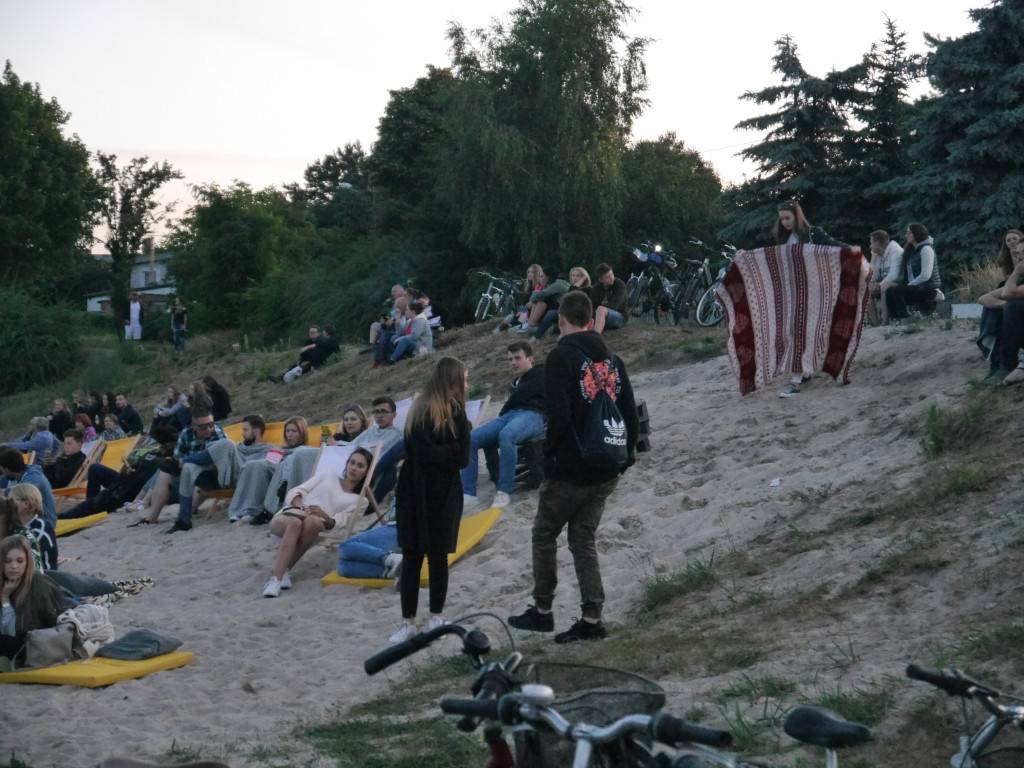 Ruszyło Kino Letnie na plaży miejskiej
