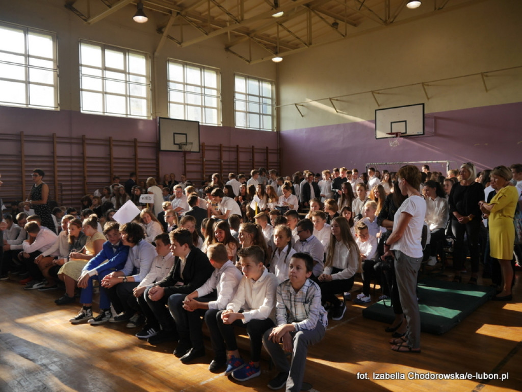 Historyczne rozpoczęcie roku w Zespole Szkół w Luboniu