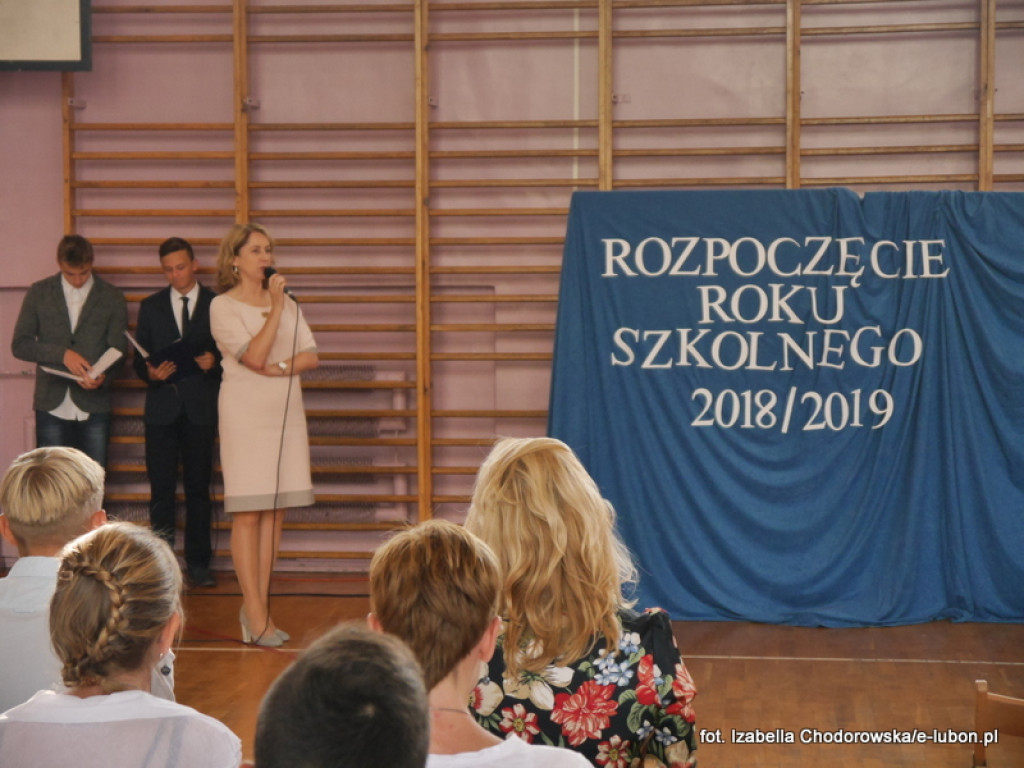 Historyczne rozpoczęcie roku w Zespole Szkół w Luboniu