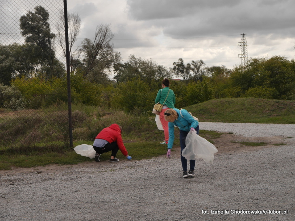 Kandydaci na radnych, burmistrza i wójta sprzątali świat
