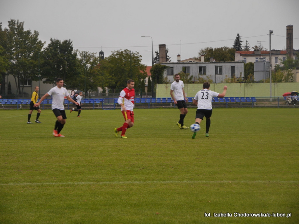 Pogrom zdobywa pierwsze punkty