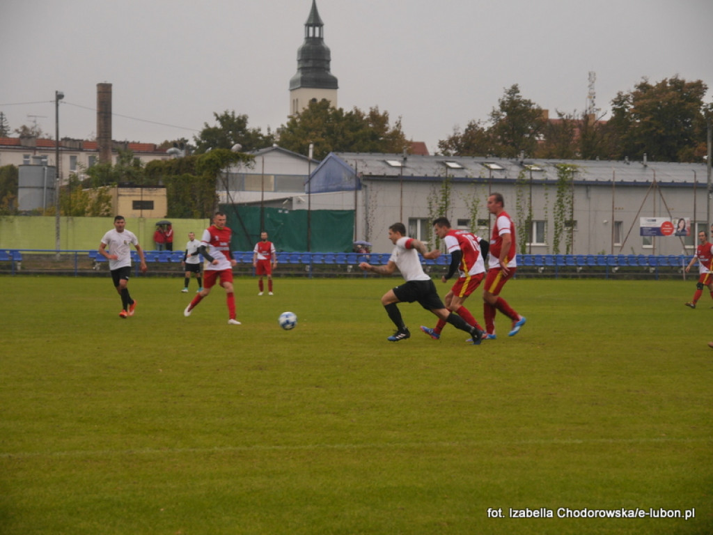 Pogrom zdobywa pierwsze punkty