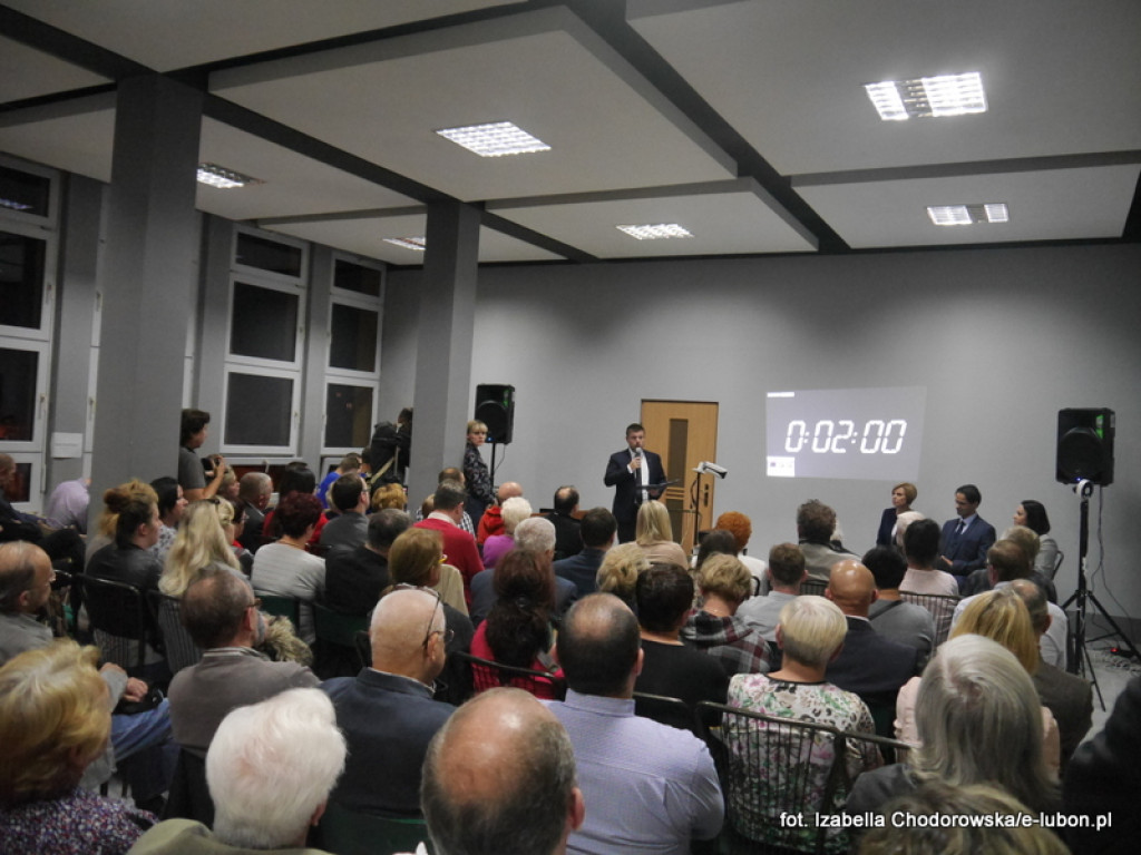 Debata kandydatów na Burmistrza Miasta Luboń