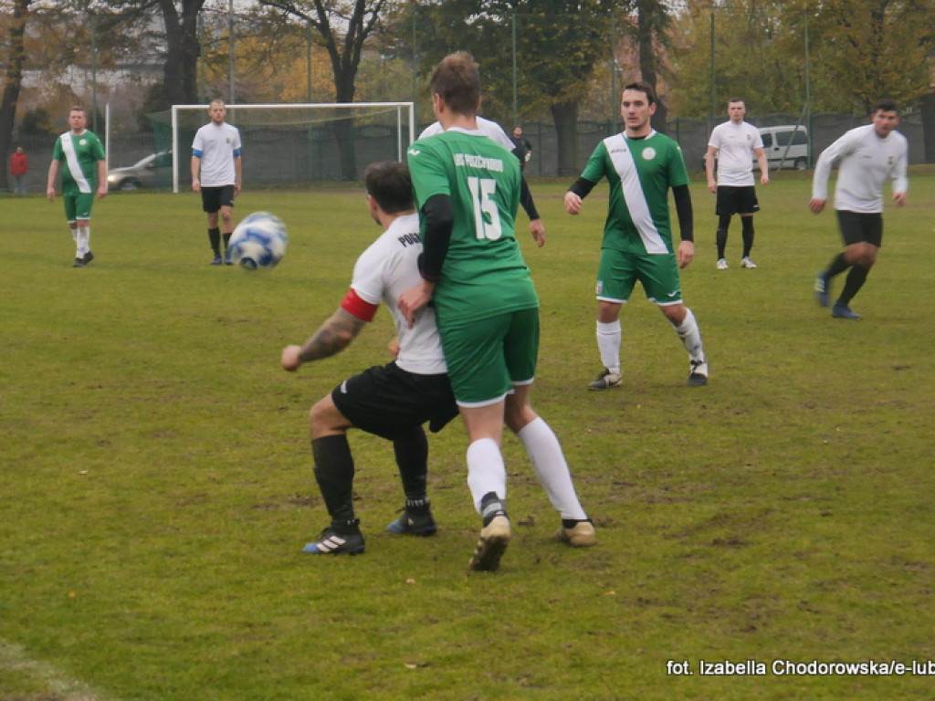 Nie odbili się od dna