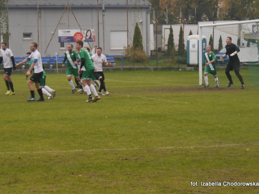 Nie odbili się od dna