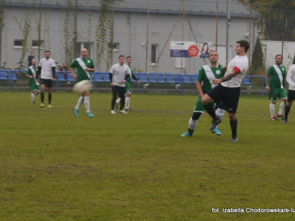 Nie odbili się od dna