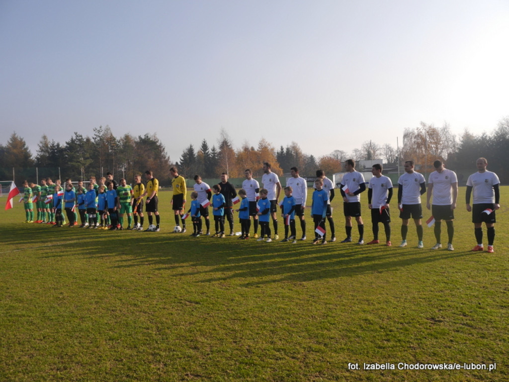 Pogrom Luboń wygrywa z Lubońskim 1943