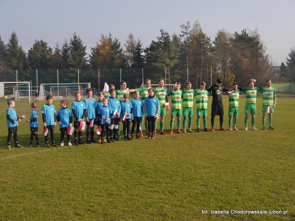 Pogrom Luboń wygrywa z Lubońskim 1943