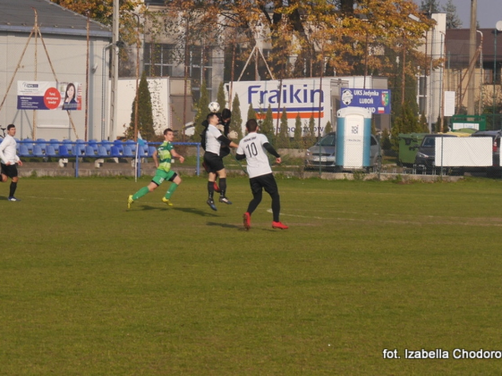 Pogrom Luboń wygrywa z Lubońskim 1943