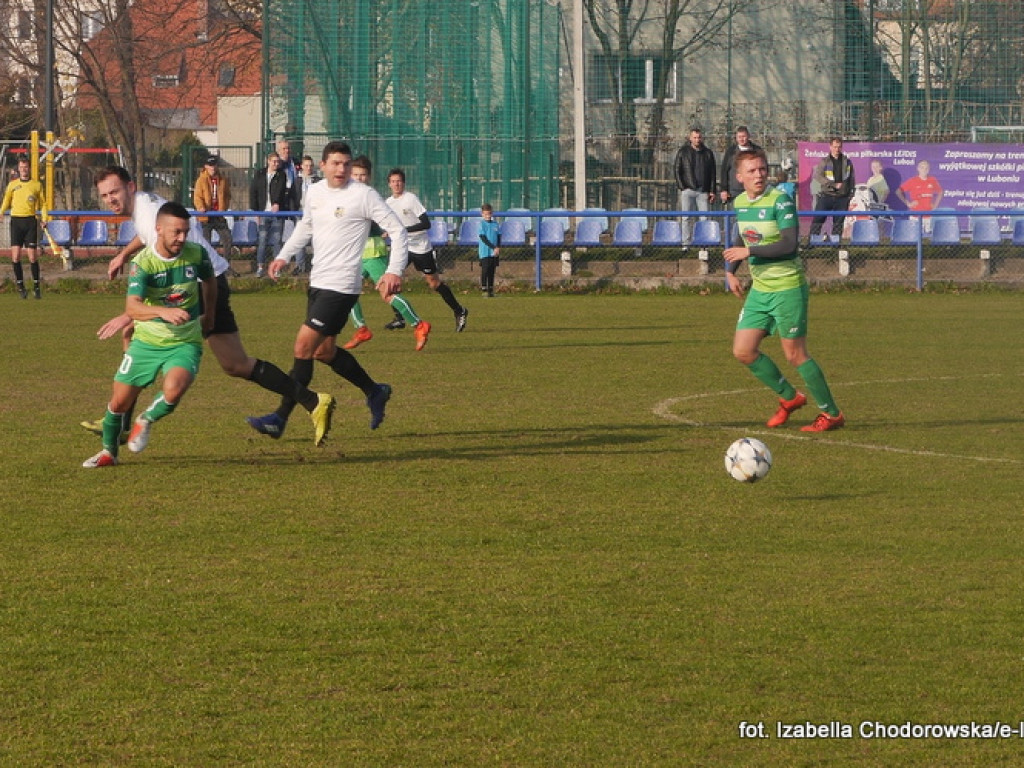 Pogrom Luboń wygrywa z Lubońskim 1943